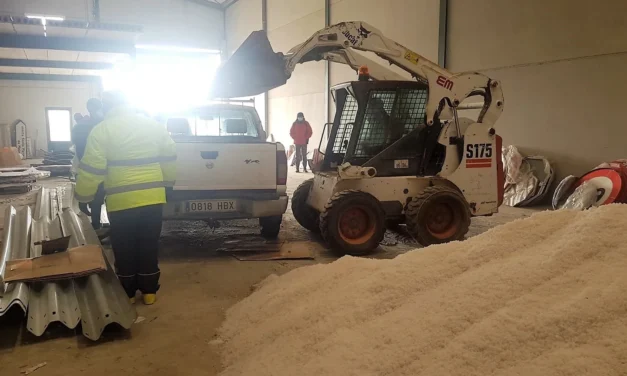 La Diputación de Toledo pone a disposición de los municipios 50 toneladas de sal.