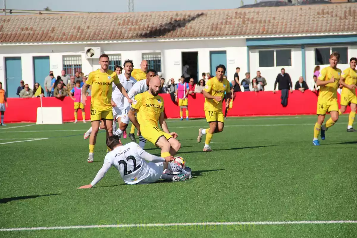 CD Illescas 2 - 0 CDA Naalcarnero. Permanencia casi conseguida. Y ahora ... a seguir soñando