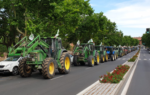 ﻿ Cortes de carreteras anunciados por los agricultores este martes en Toledo e Illescas