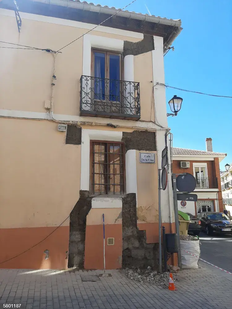 El edificio de los juzgados 2 y 3 de Illescas de la calle de la Cruz, prácticamente en ruinas.