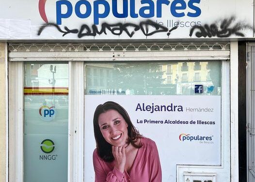 Pintadas y actos vandálicos en la sede del Partido Popular en Illescas