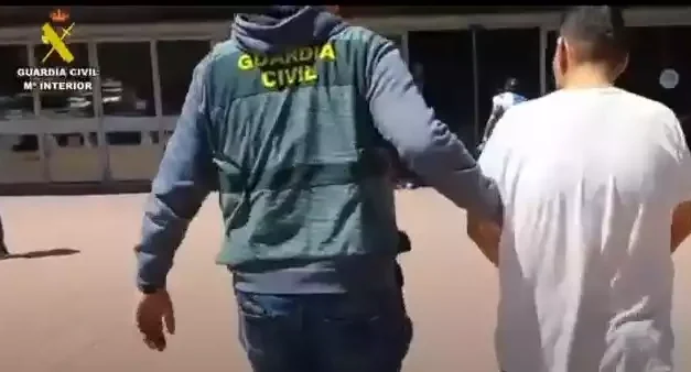 Desarticulado grupo criminal que robaba en vehículos y áreas de servicio de 4 comunidades. (vídeo)