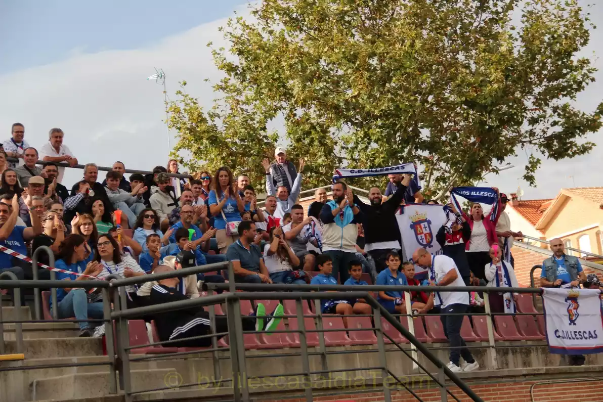 Publico illescano en Navalcarnero