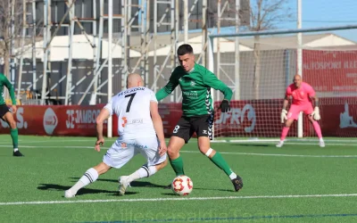 Buen inicio de año para el CD Illescas. Remonta y gana al US Yaiza 2-1 (crónica y álbum de fotos)