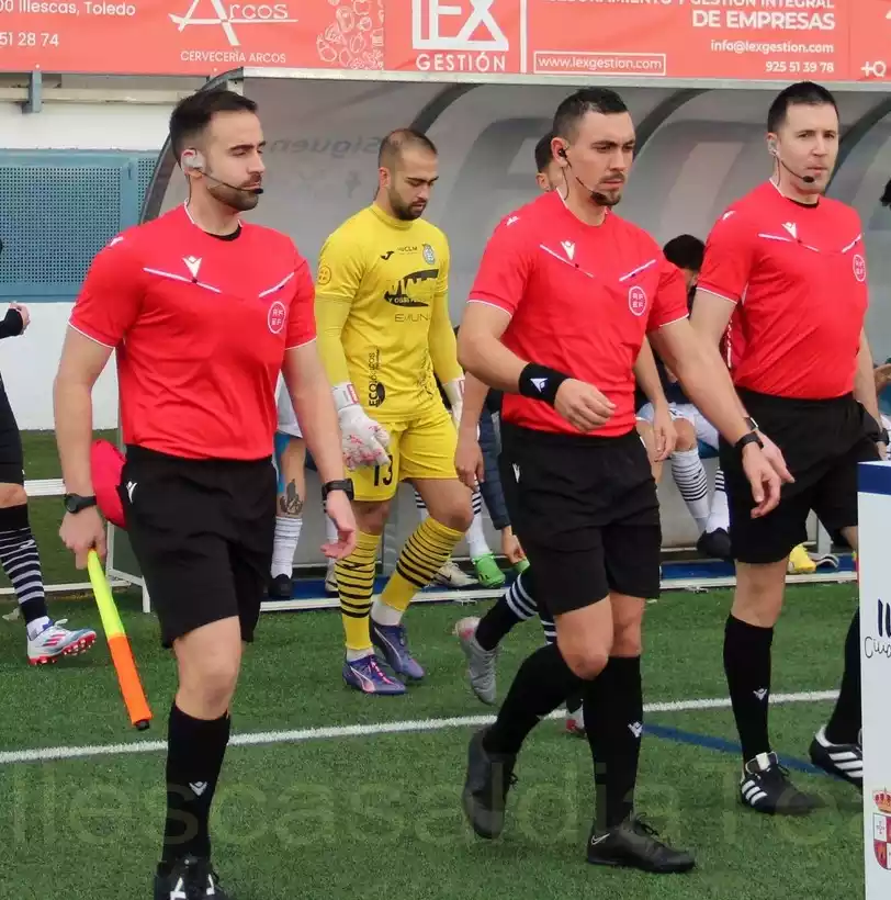 Equipo arbitral CD Illescas Conquense