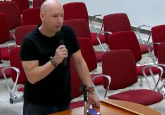 Pleno del Ayuntamiento de hoy día 27. Video con preguntas del público