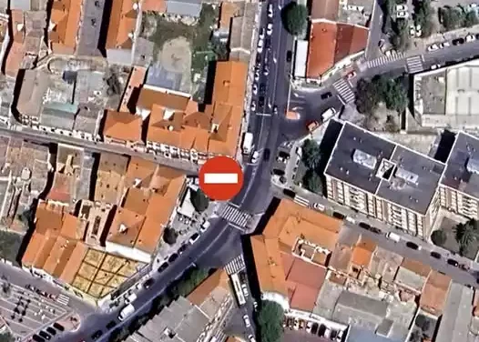 Mañana corte de Tráfico en calle Puerta del Sol de Illescas