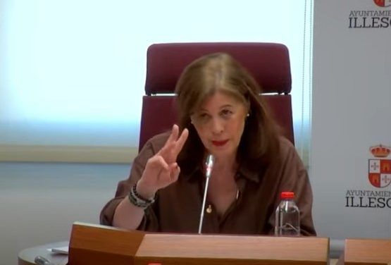 Polémica en el pleno de hoy en torno a la ampliación del plazo de obras en la construcción del auditorio. Videos y desglose del debate