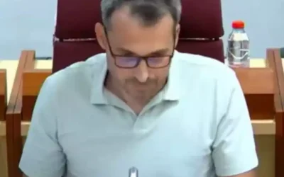 El Concejal del PP Jaime Iván Ruiz, presenta su renuncia al cargo (video)