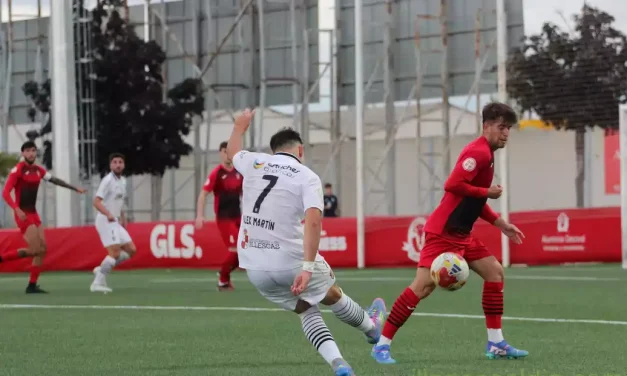 Derrota del Illescas en casa. Pierde 0-2 ante el Tarancón. Derrota inapelable (crónica y álbum de fotos)