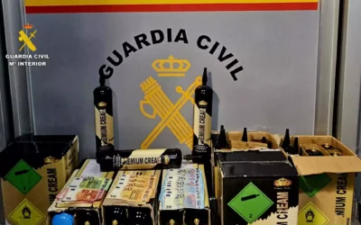 La Guardia Civil incauta en Yuncos 48 botellas de «gas de la risa»