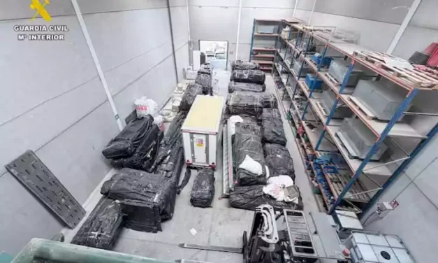 Investigado el propietario de una nave de Illescas que almacenaba amianto