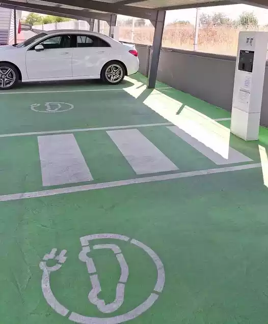 puestos-carga-electrica-señorio Cargadores eléctricos Señorío de Illescas